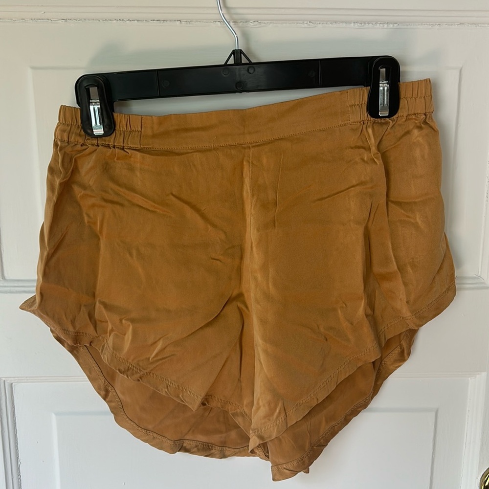 Lunya Washable Silk Shorts in copper